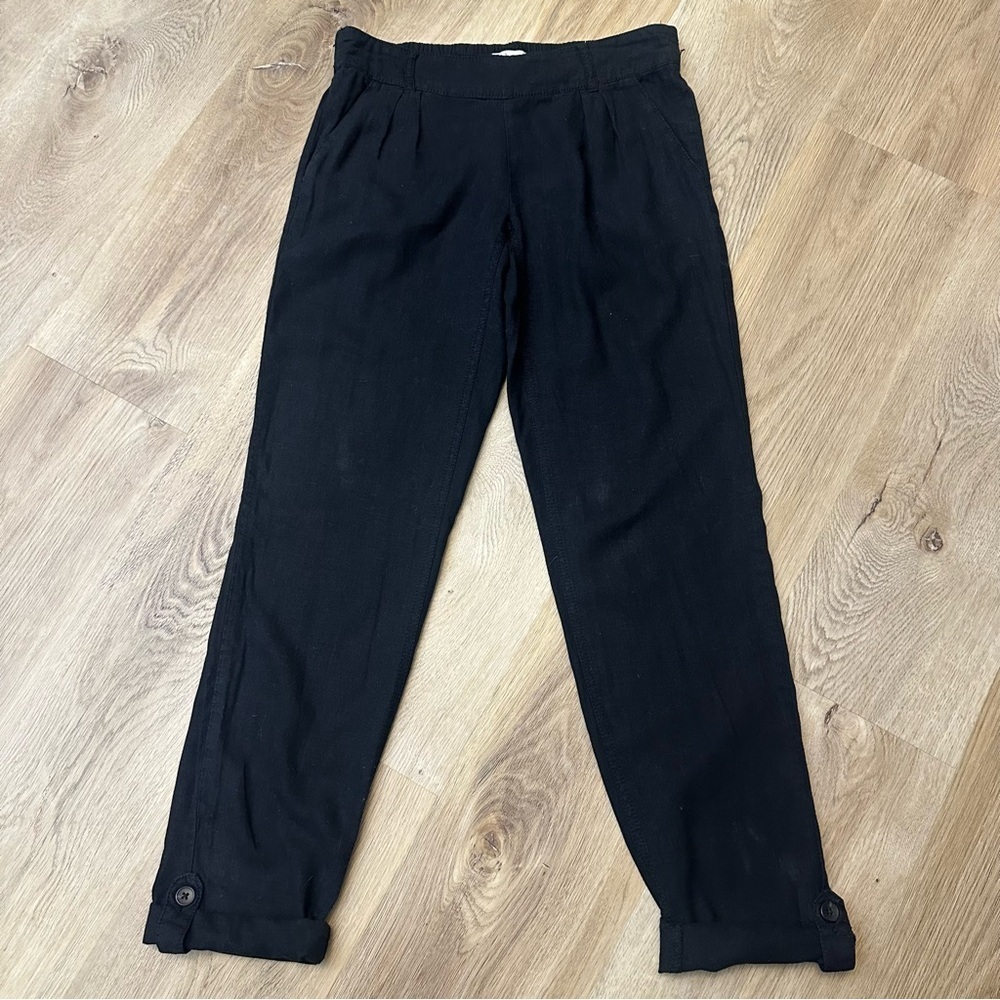 SO Black Ankle Cropped Linen Pants